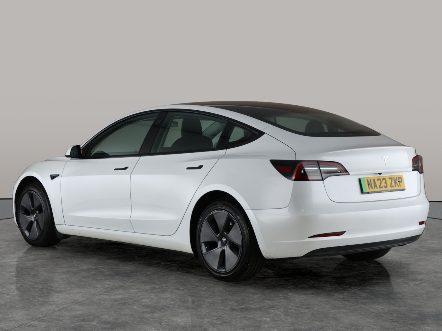 Used Tesla Model 3 2023 for sale - 77076108: Photo 12