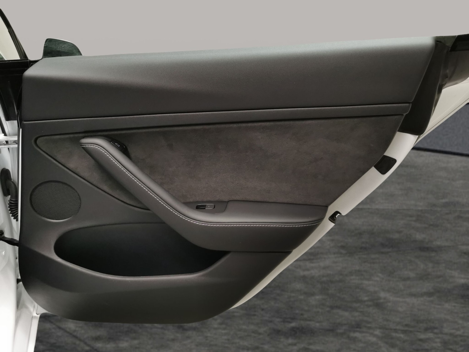 Used Tesla Model 3 2023 for sale - 77076108: Photo 29