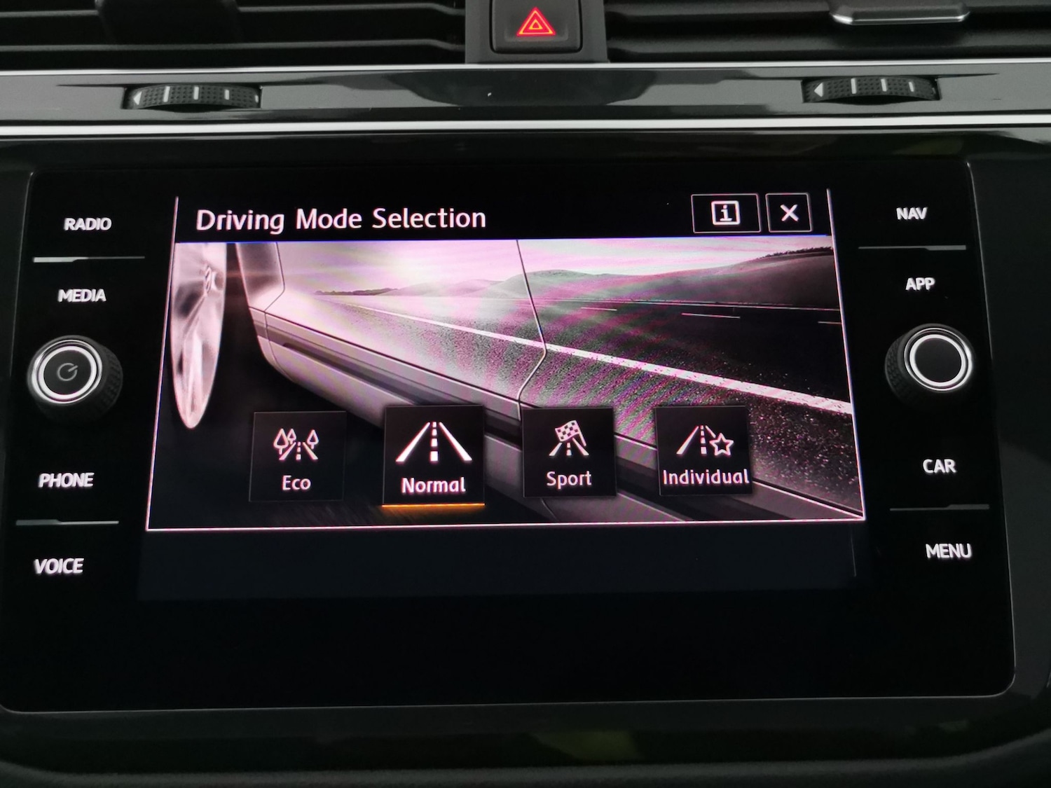 Used Volkswagen Tiguan for sale - 76464297: Photo 22