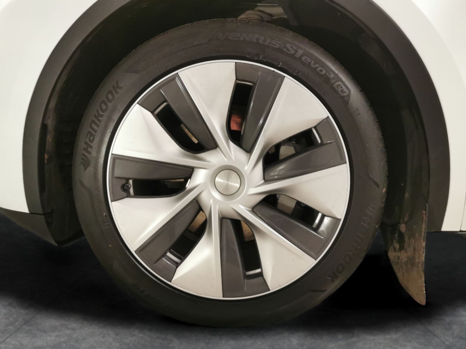 Used Tesla Model Y 2023 for sale - 77911690: Photo 23