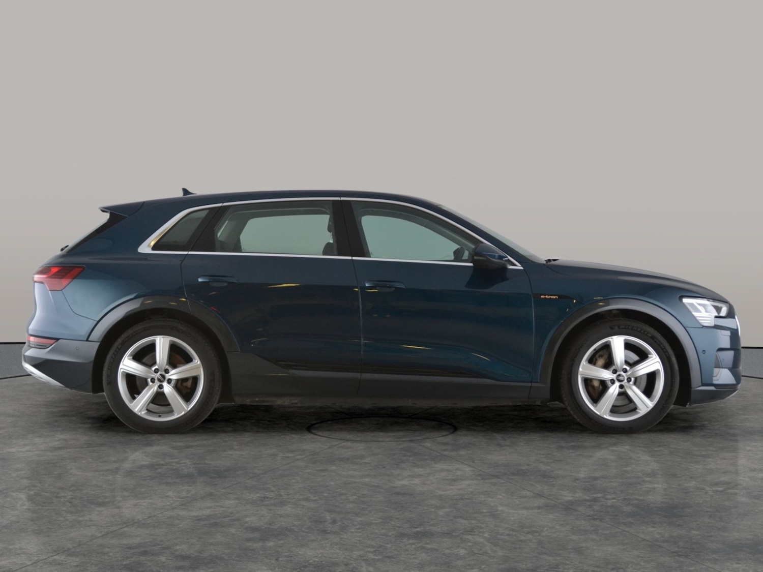 Used Audi e-tron 2022 for sale - 78132575: Photo 12