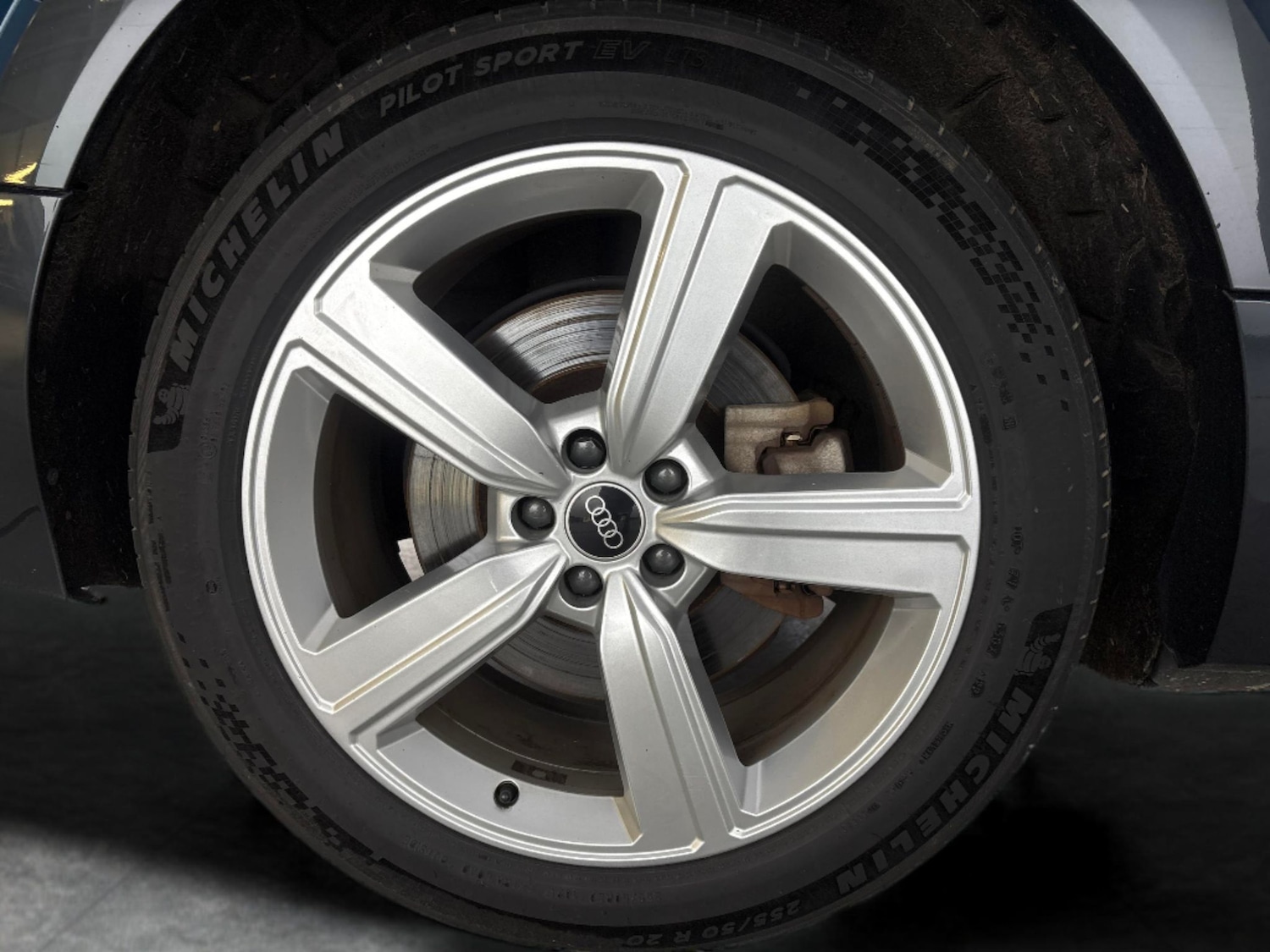 Used Audi e-tron 2022 for sale - 78132575: Photo 31