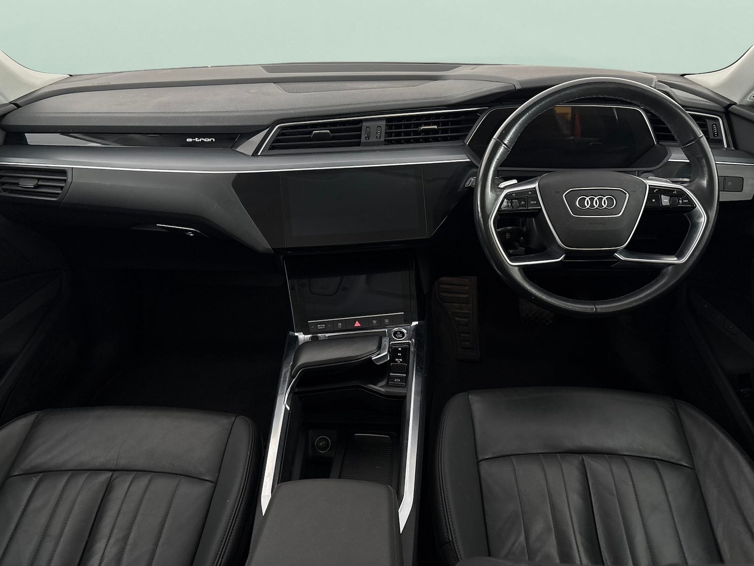 Used Audi e-tron 2022 for sale - 78132575: Photo 4