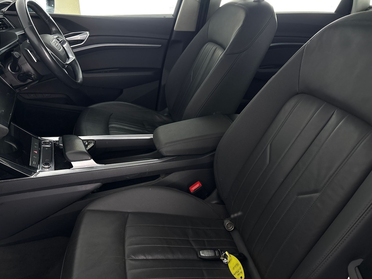 Used Audi e-tron 2022 for sale - 78132575: Photo 7