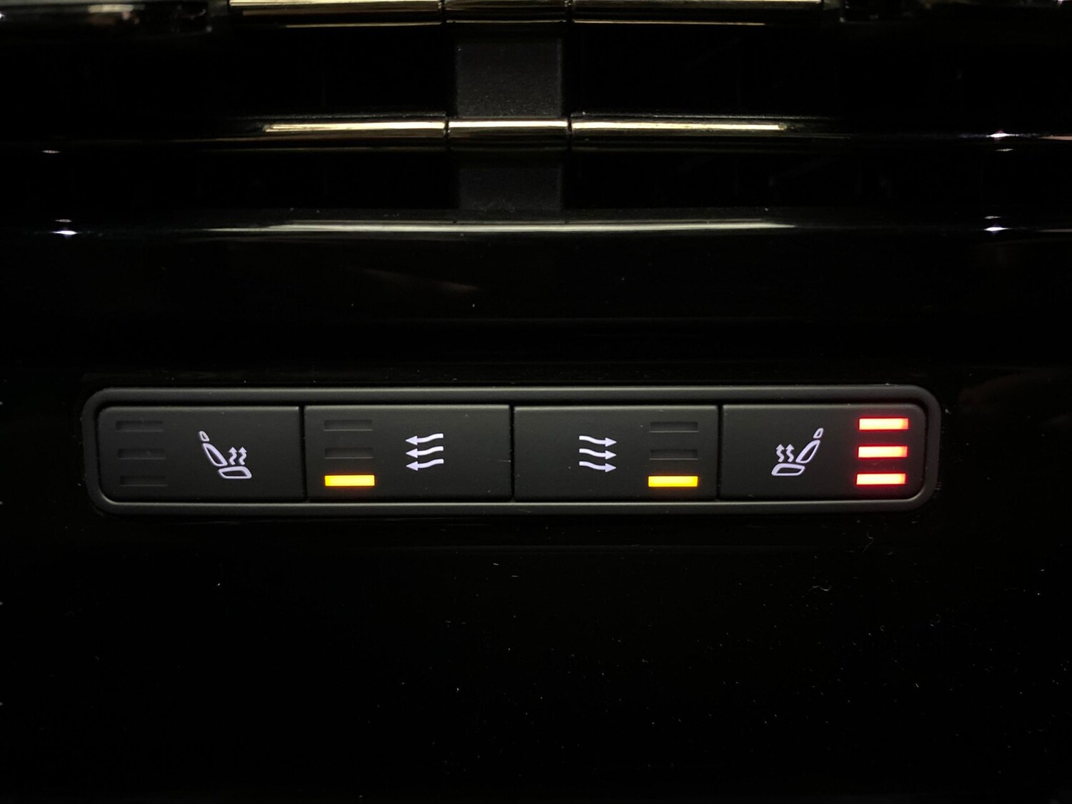 Used Land Rover Range Rover Sport 2024 for sale - 77829750: Photo 18