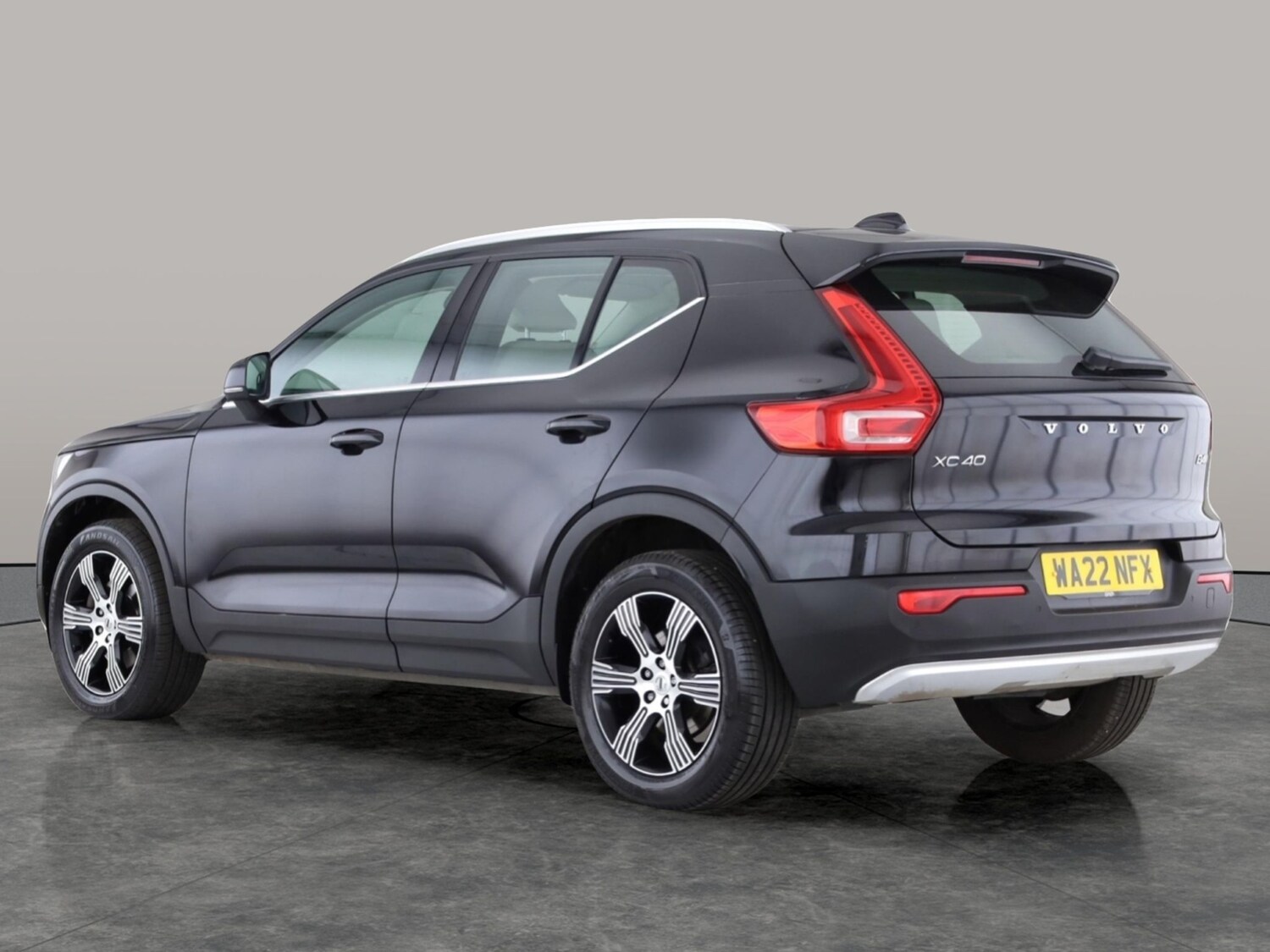 Used Volvo XC40 2022 for sale - 77760361: Photo 8