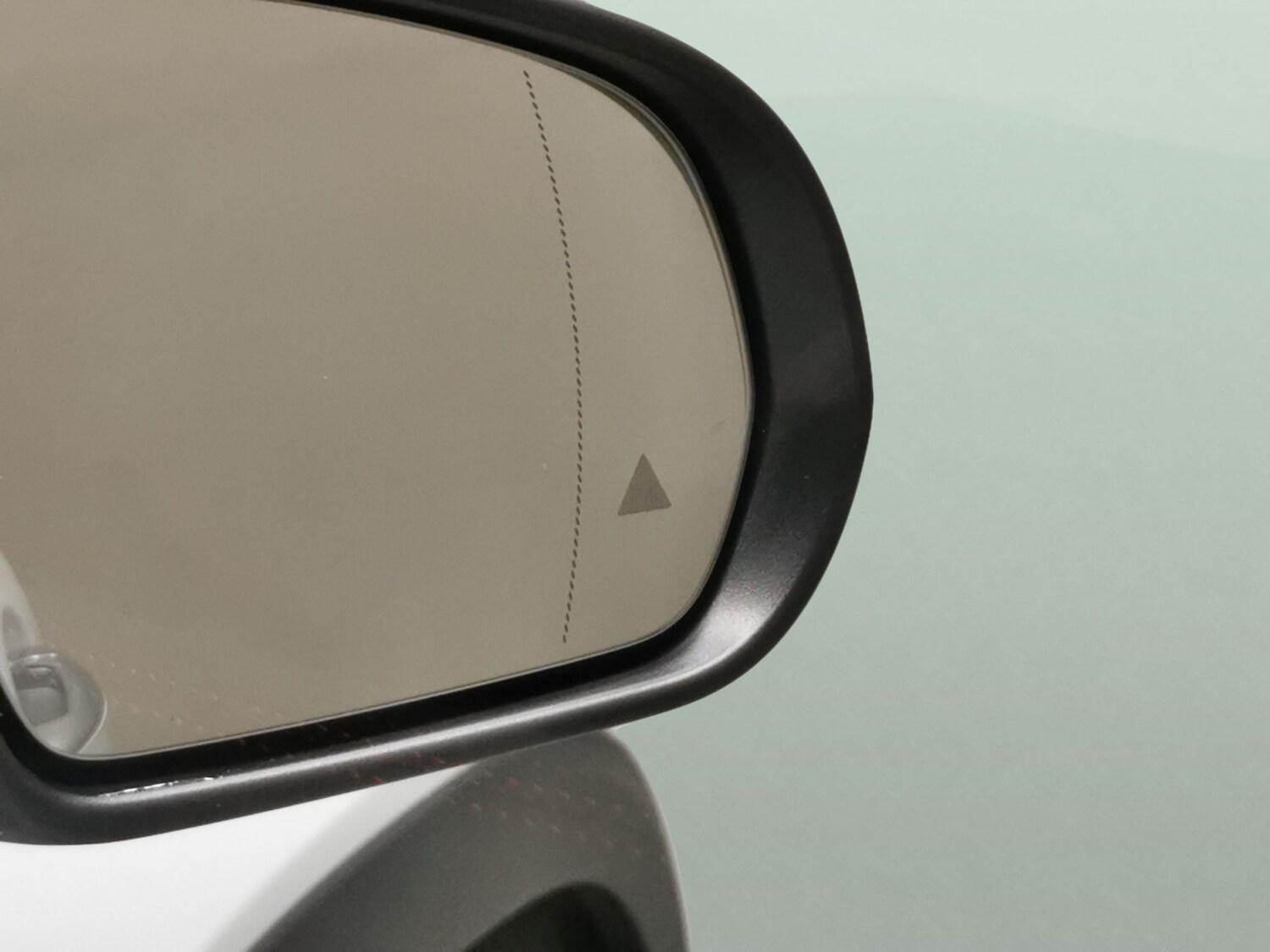 Used Mercedes-Benz EQB 2023 for sale - 77447822: Photo 17