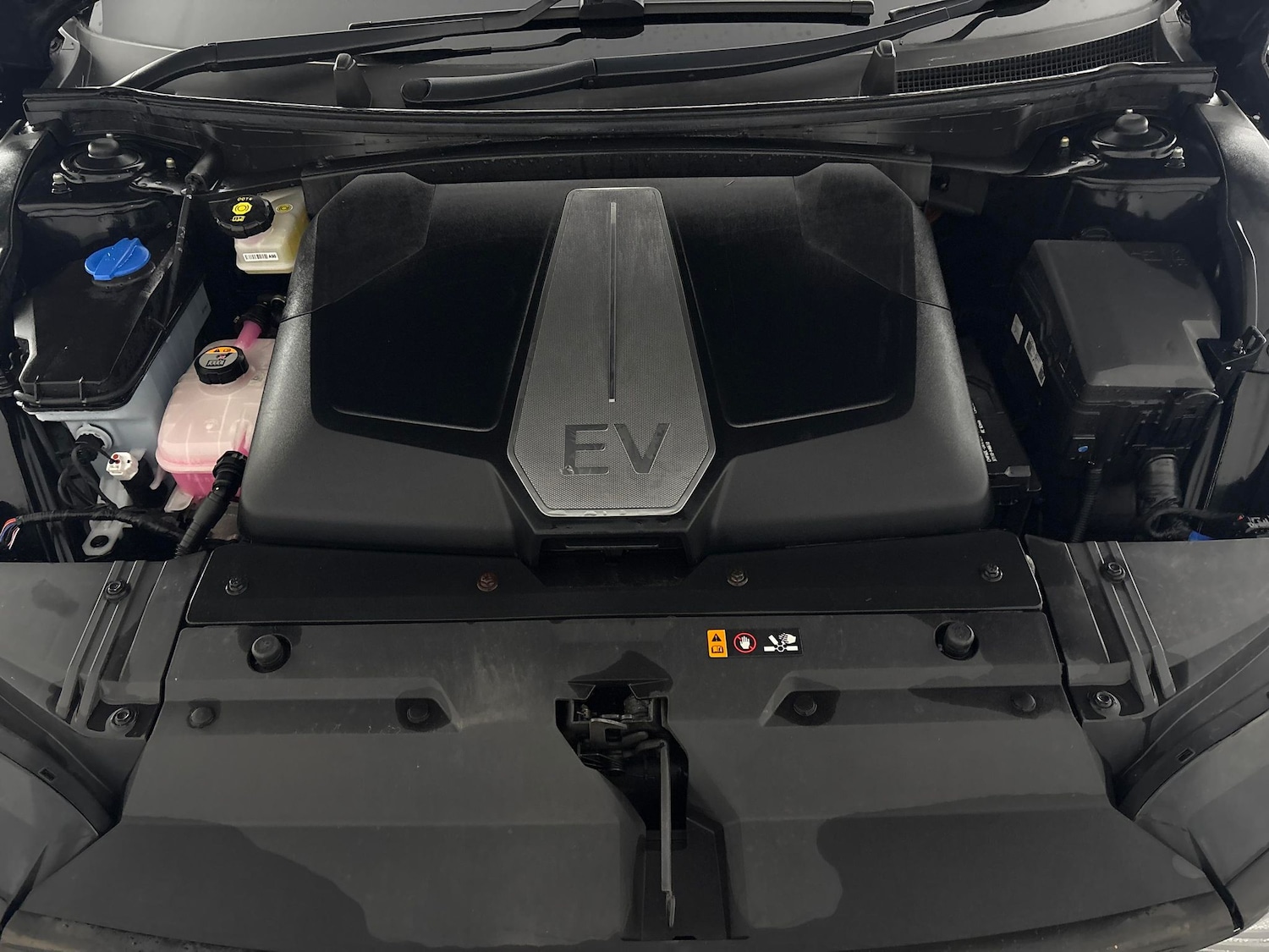 Used Kia EV6 2023 for sale - 77691328: Photo 45