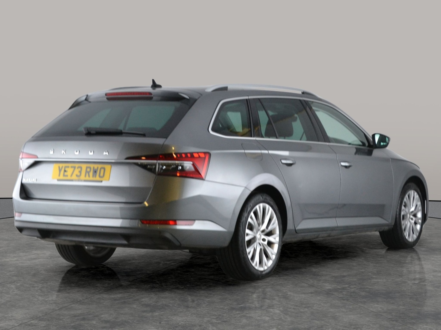 Used Skoda Superb 2023 for sale - 77151773: Photo 10