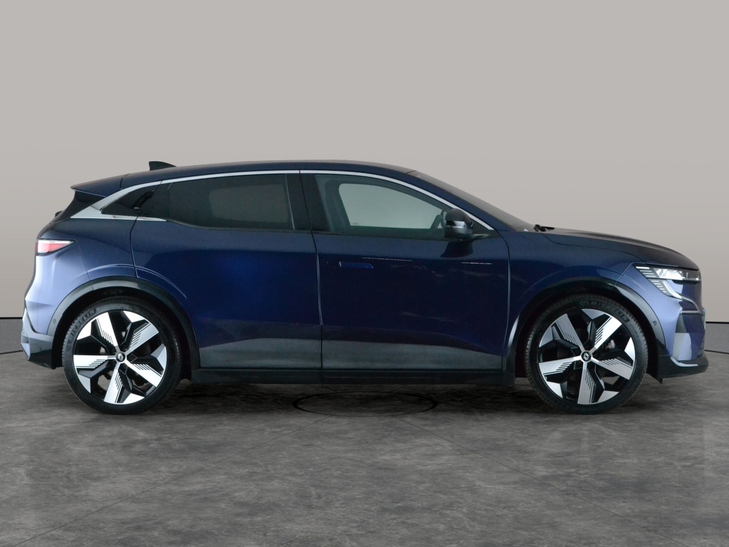 Used Renault Megane E Tech 2022 for sale - 77560881: Photo 9