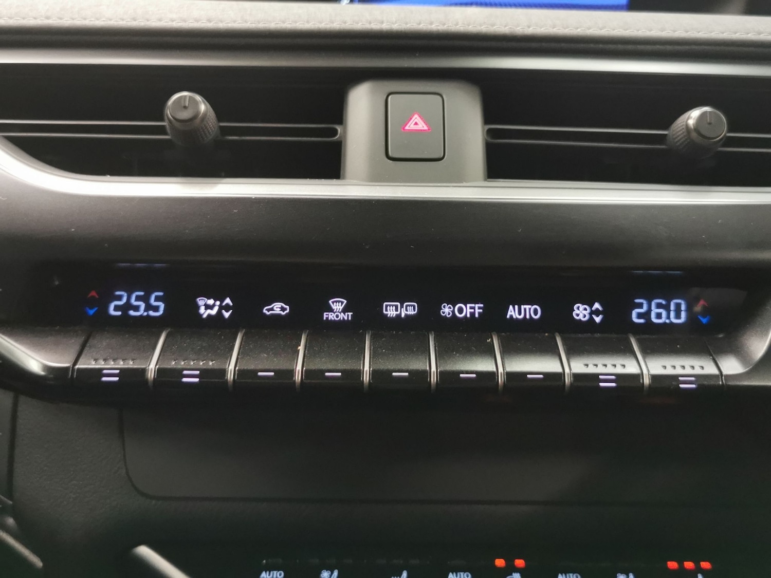 Used Lexus UX 2023 for sale - 77381371: Photo 16