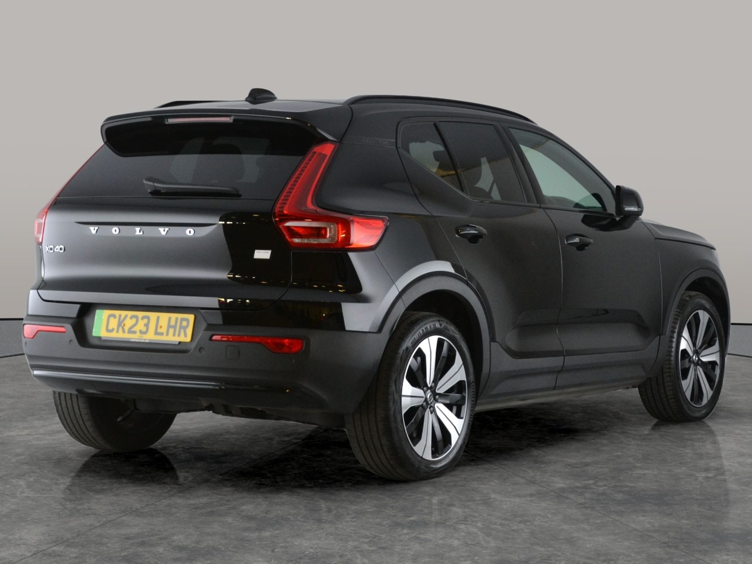 Used Volvo XC40 2023 for sale - 78015057: Photo 10