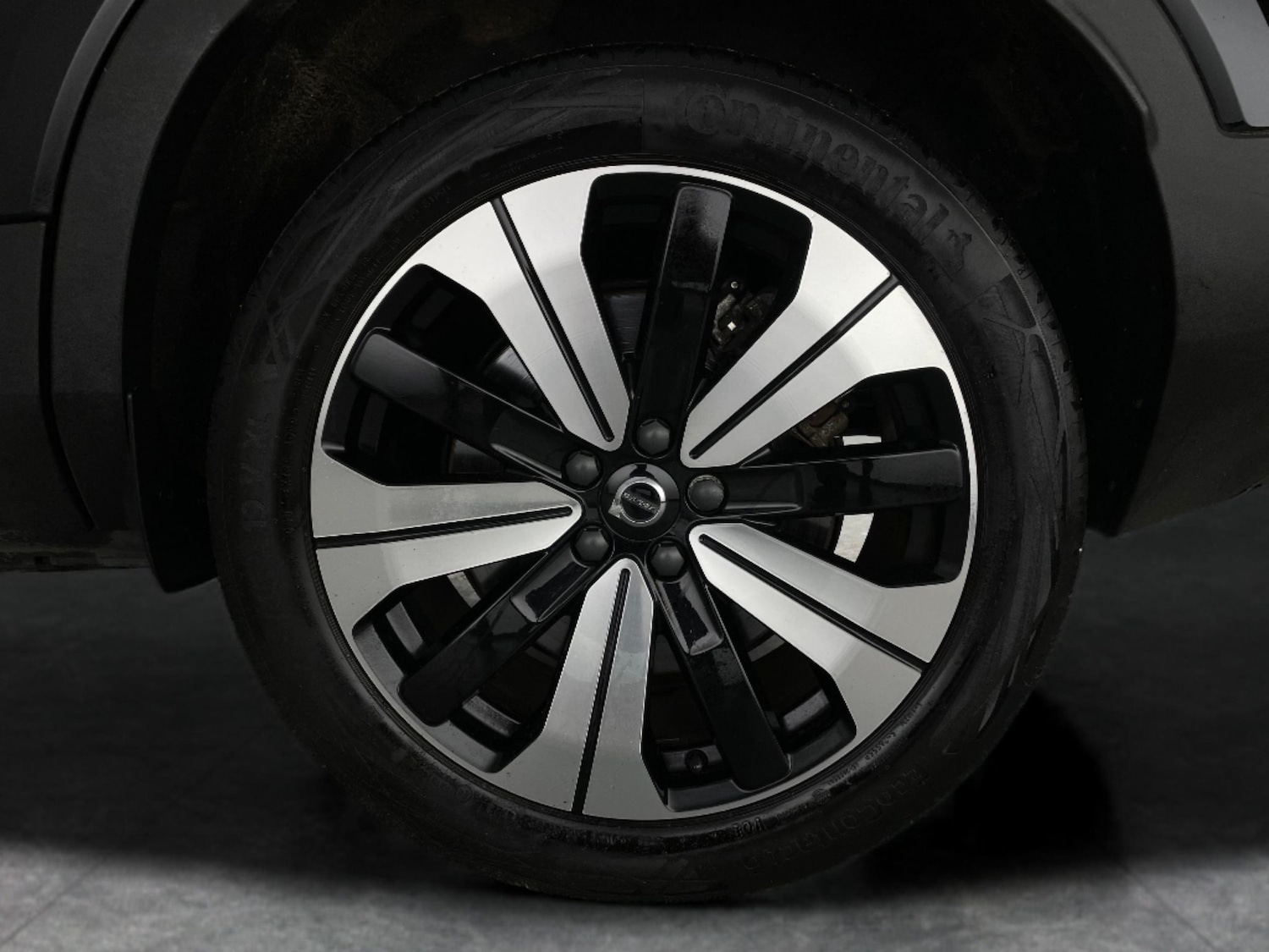 Used Volvo XC40 2023 for sale - 78015057: Photo 14