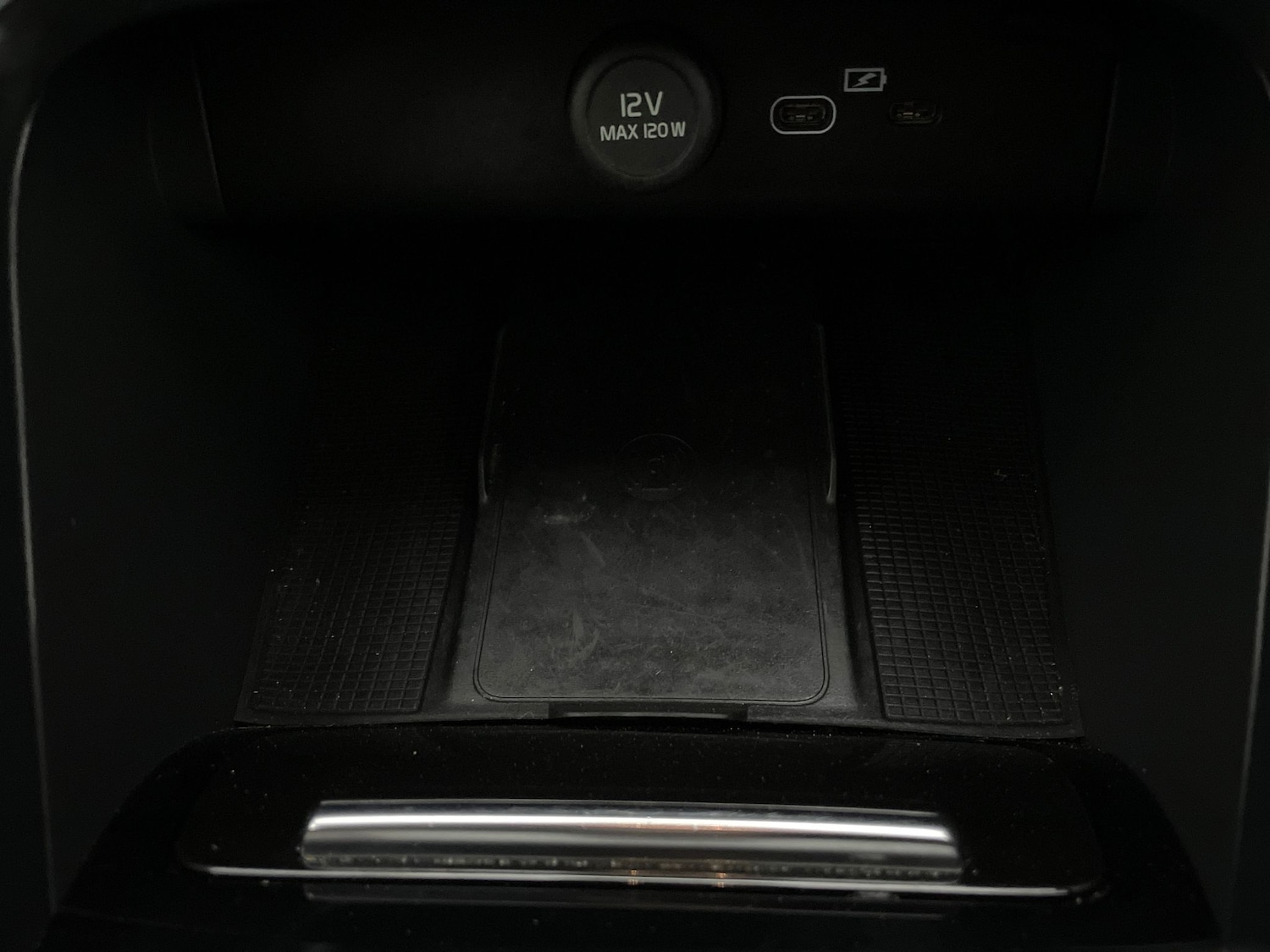 Used Volvo XC40 2023 for sale - 78015057: Photo 26