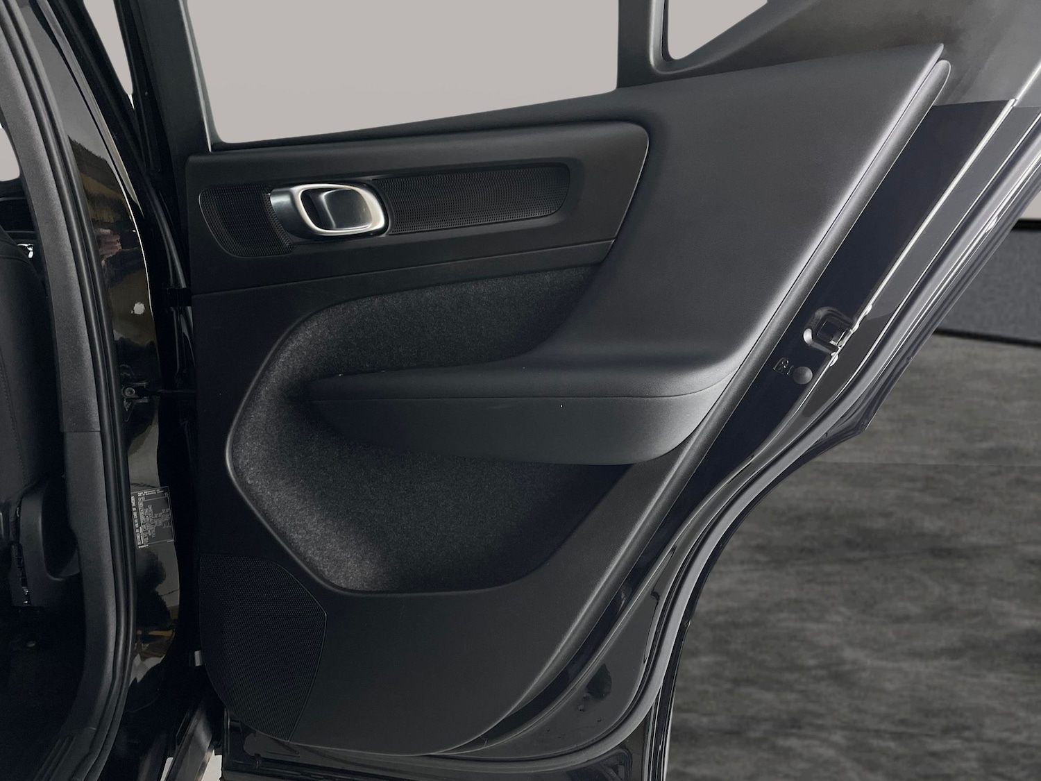 Used Volvo XC40 2023 for sale - 78015057: Photo 38