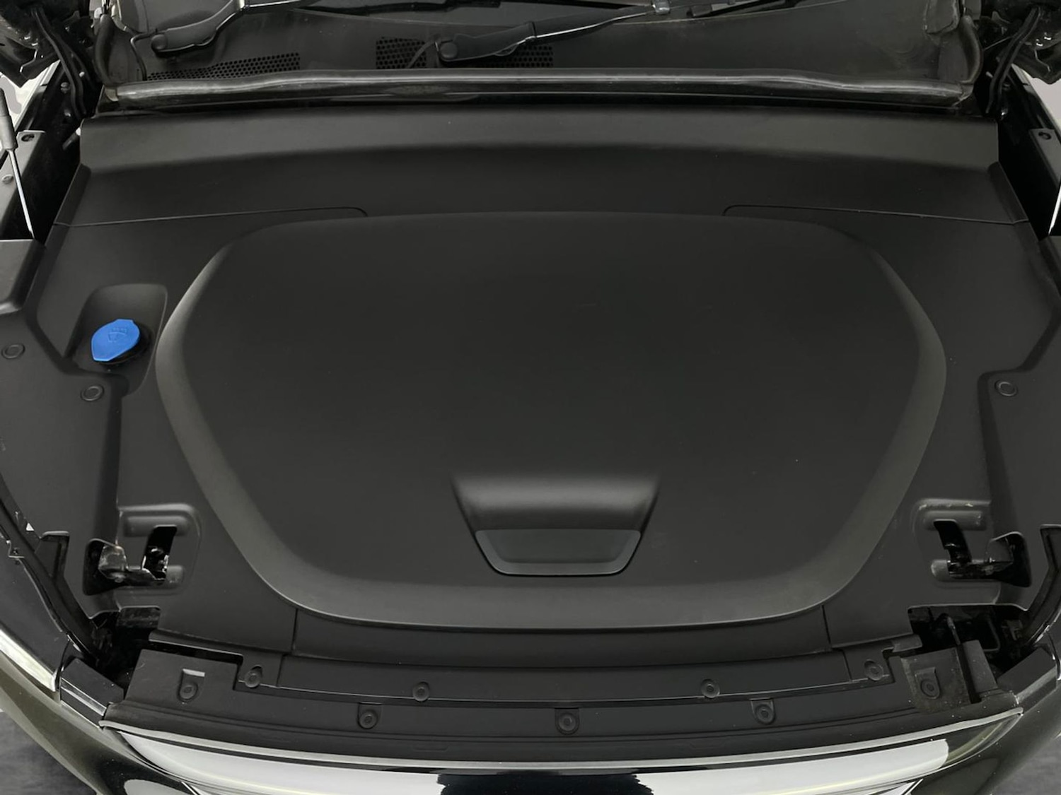 Used Volvo XC40 2023 for sale - 78015057: Photo 43