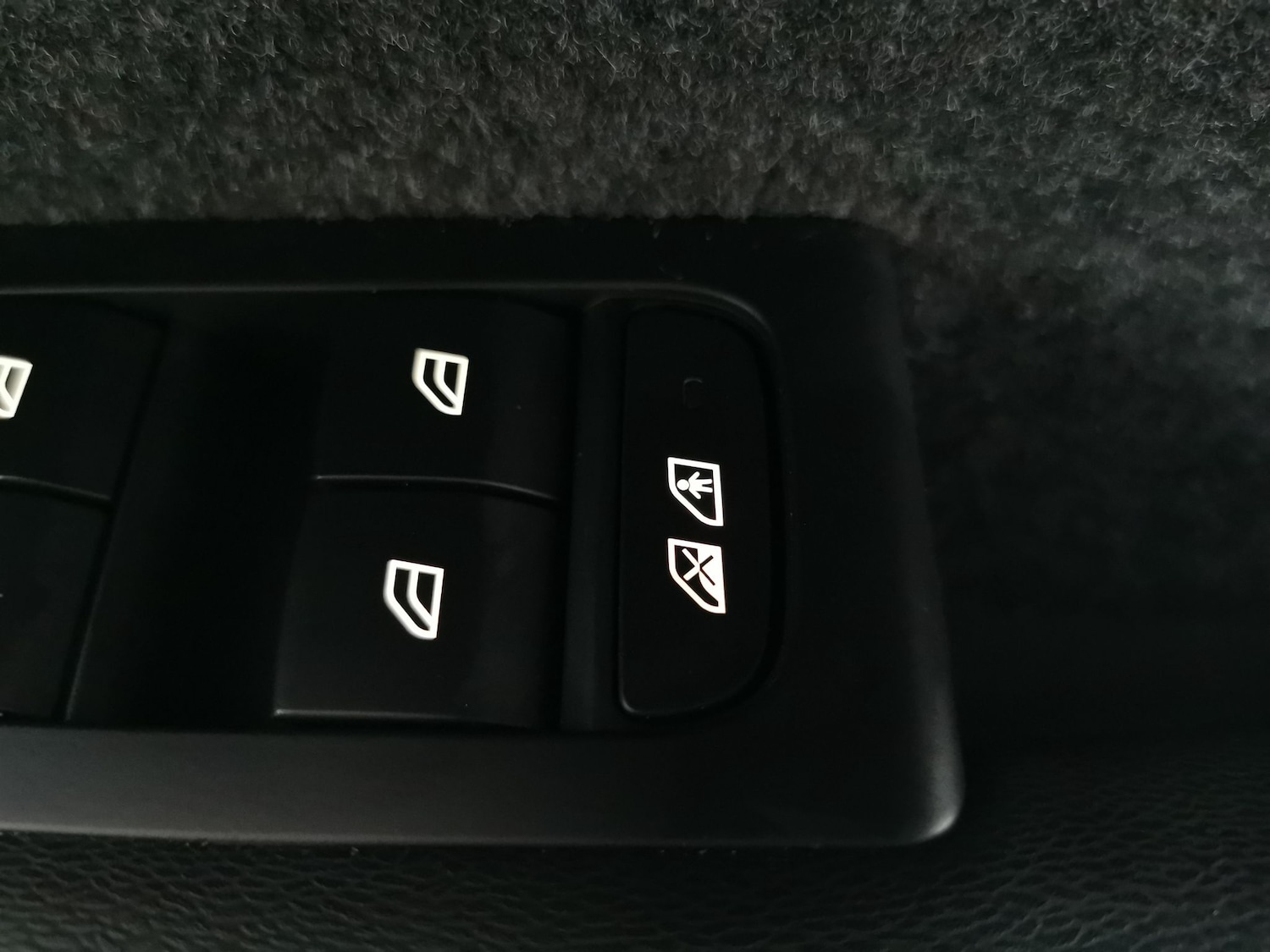 Used Volvo XC40 2022 for sale - 77019316: Photo 16