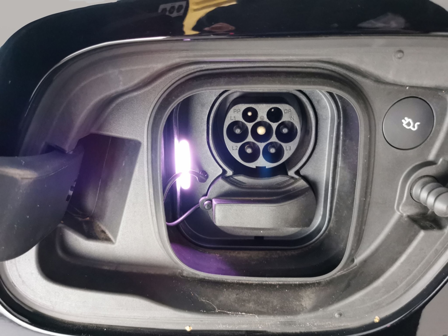 Used Volvo XC40 2022 for sale - 77019316: Photo 30