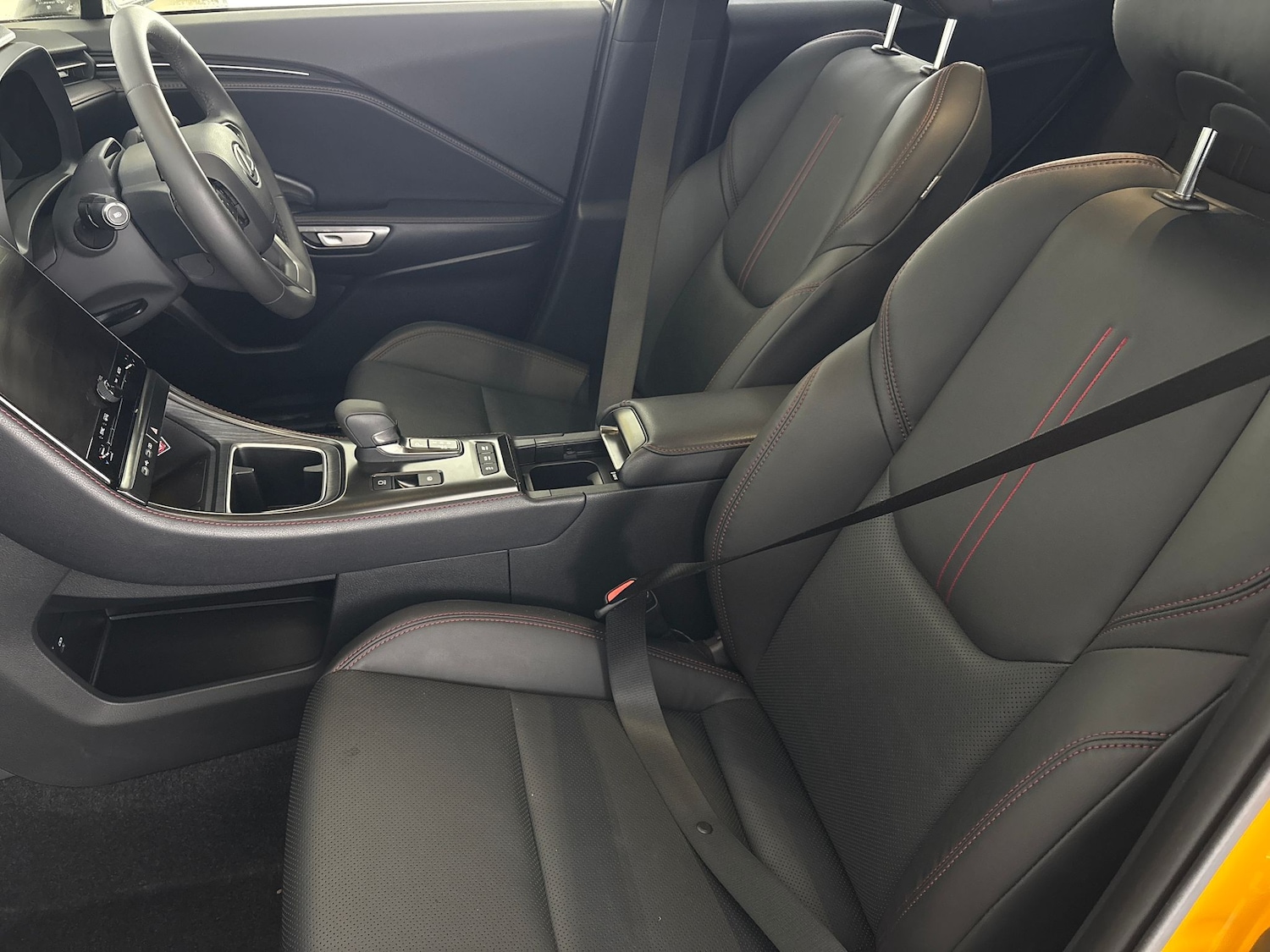 Used Lexus LBX 2024 for sale - 76320550: Photo 9