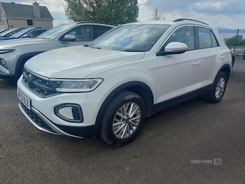 Used Volkswagen T-Roc 2023 for sale - 78462570: Photo