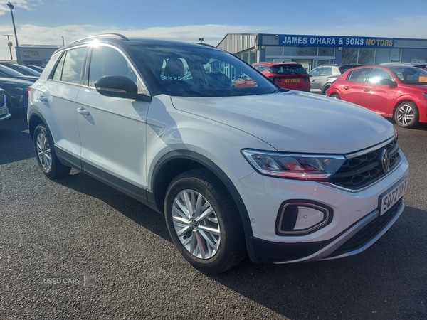 Used Volkswagen T-Roc 2023 for sale - 78205607: Photo 2