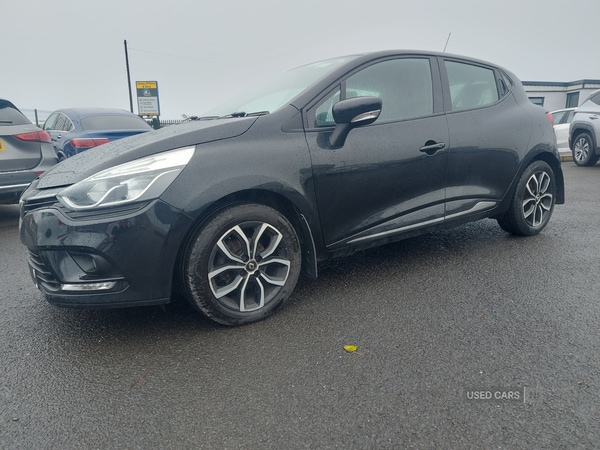 Used Renault Clio for sale - 76389508: Photo 1