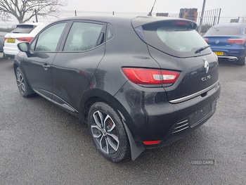 Used Renault Clio 2019 for sale - 76389508: Photo