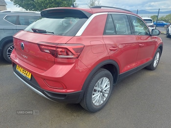 Used Volkswagen T-Roc 2023 for sale - 78623716: Photo