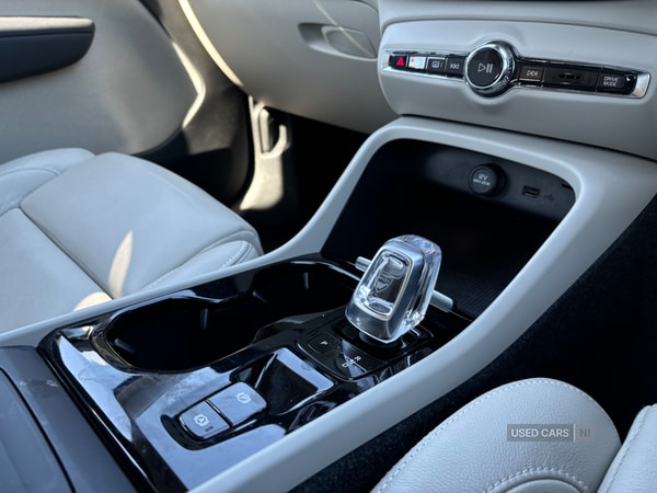Used Volvo XC40 2022 for sale - 74687494: Photo 10
