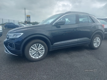 Used Volkswagen T-Roc 2024 for sale - 79050277: Photo