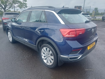 Used Volkswagen T-Roc 2021 for sale - 78810539: Photo