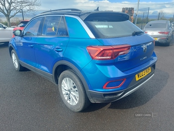 Used Volkswagen T-Roc 2023 for sale - 78262039: Photo