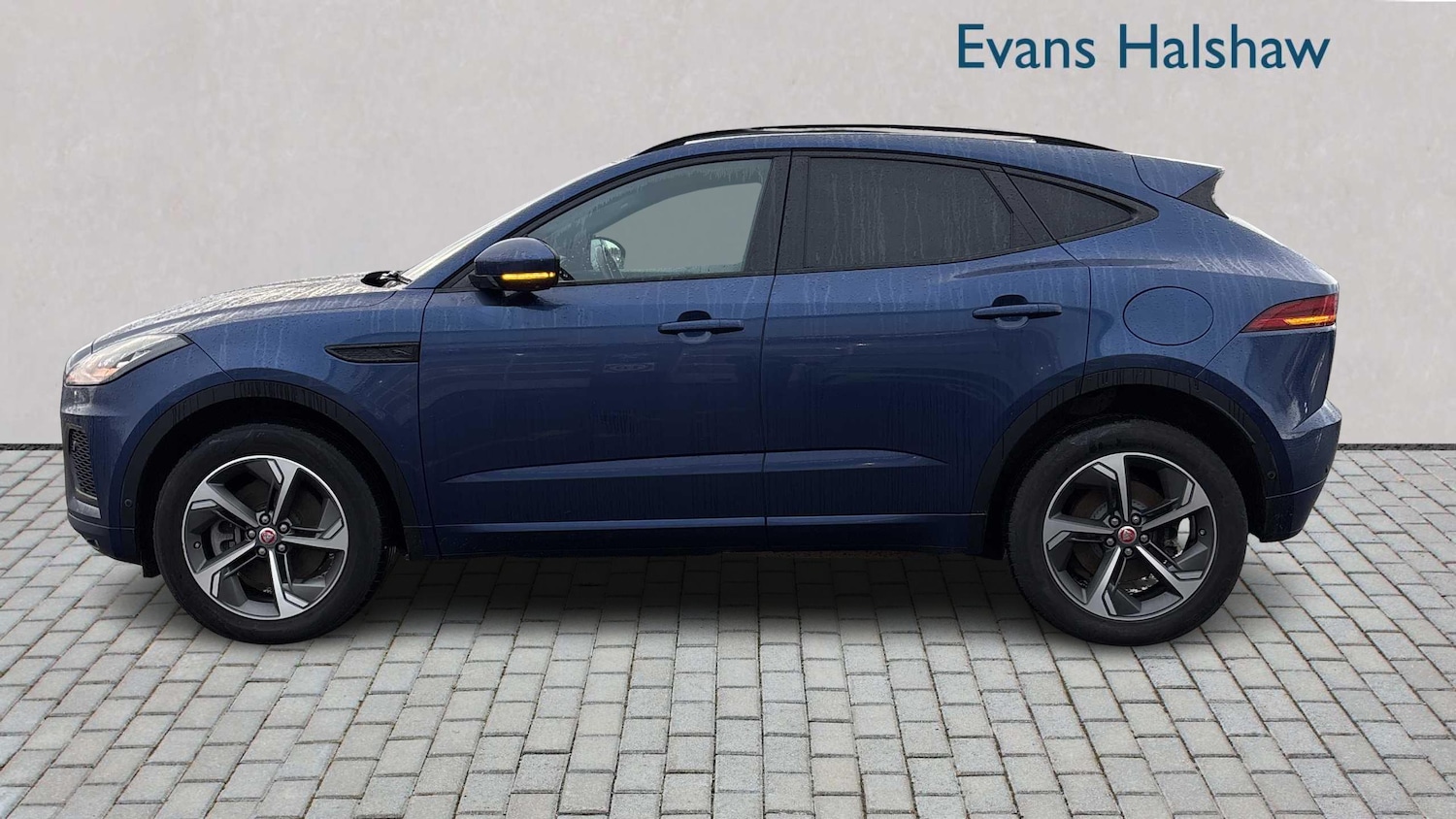 Used Jaguar E-Pace 2021 for sale - 77856527: Photo 4