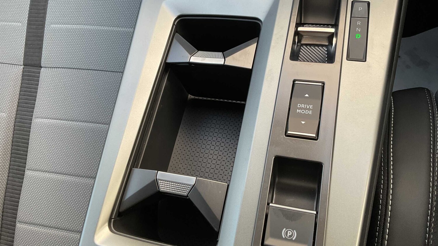 Used Vauxhall Grandland for sale - 77861623: Photo 12