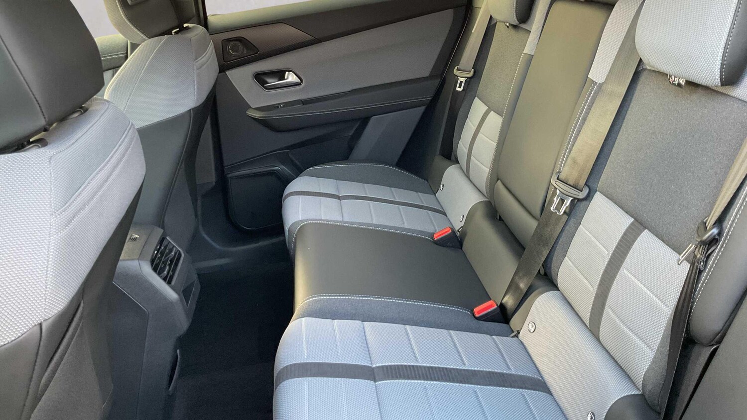 Used Vauxhall Grandland for sale - 77861623: Photo 19