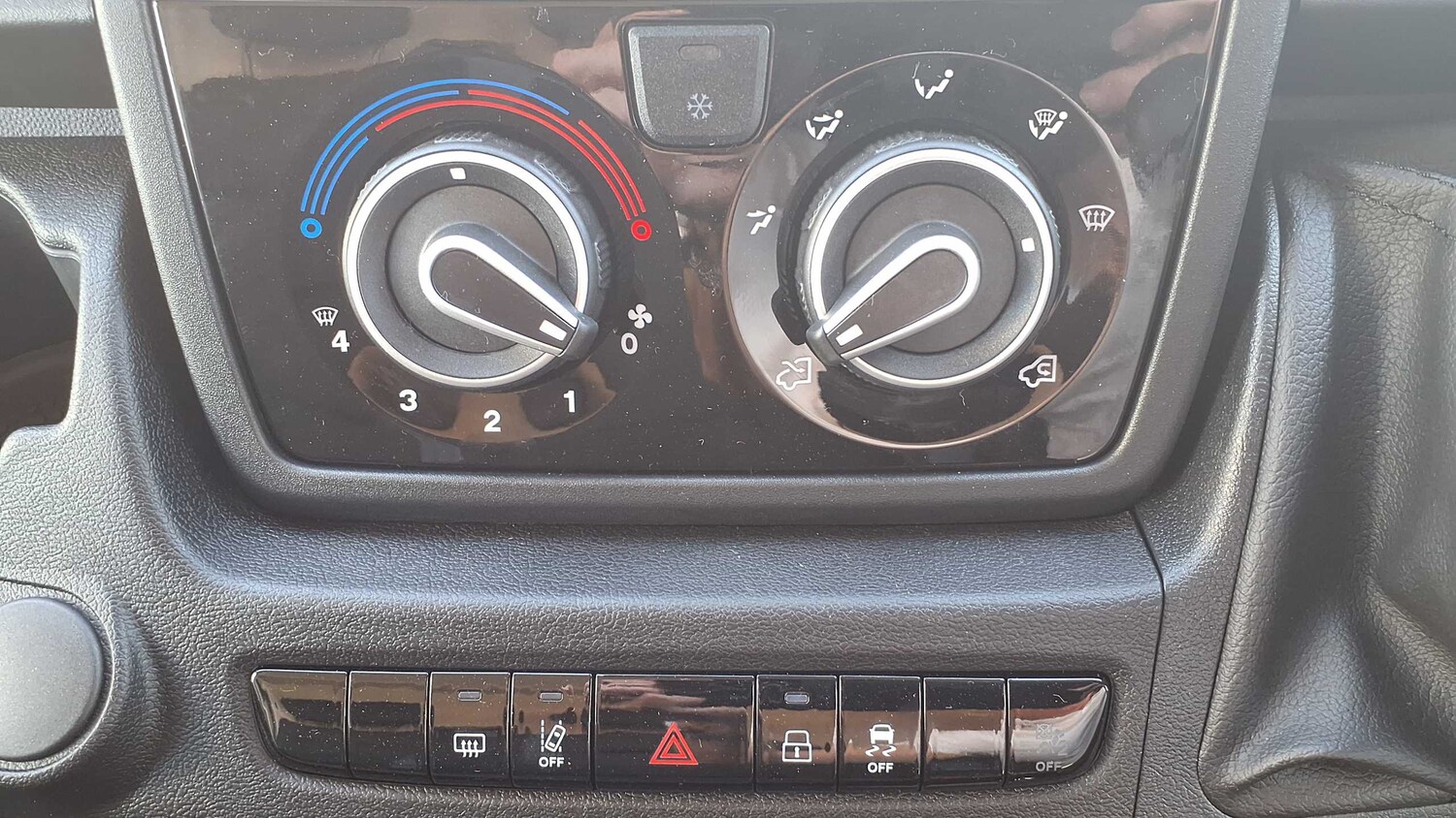 Used Vauxhall Movano 2025 for sale - 77899235: Photo 30