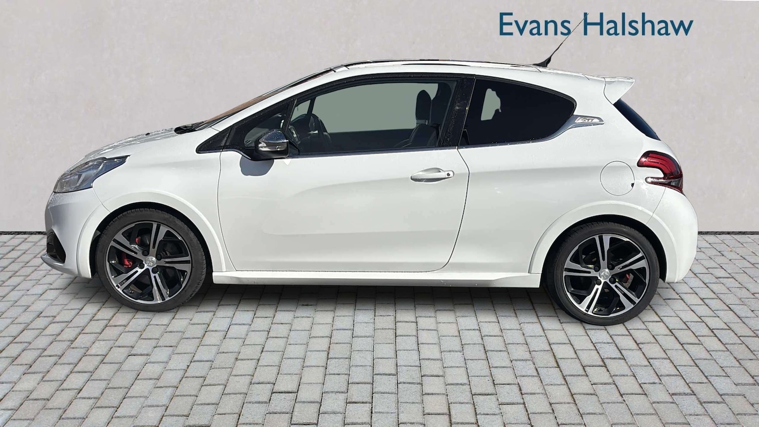 Used Peugeot 208 2017 for sale - 78118831: Photo 3