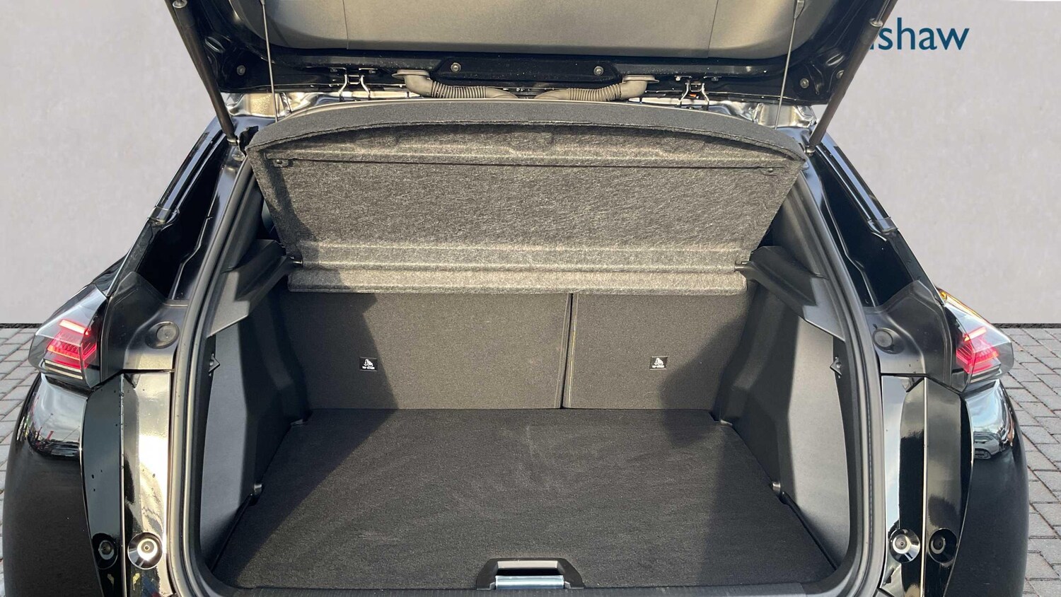 Used Peugeot 2008 2024 for sale - 77858806: Photo 7