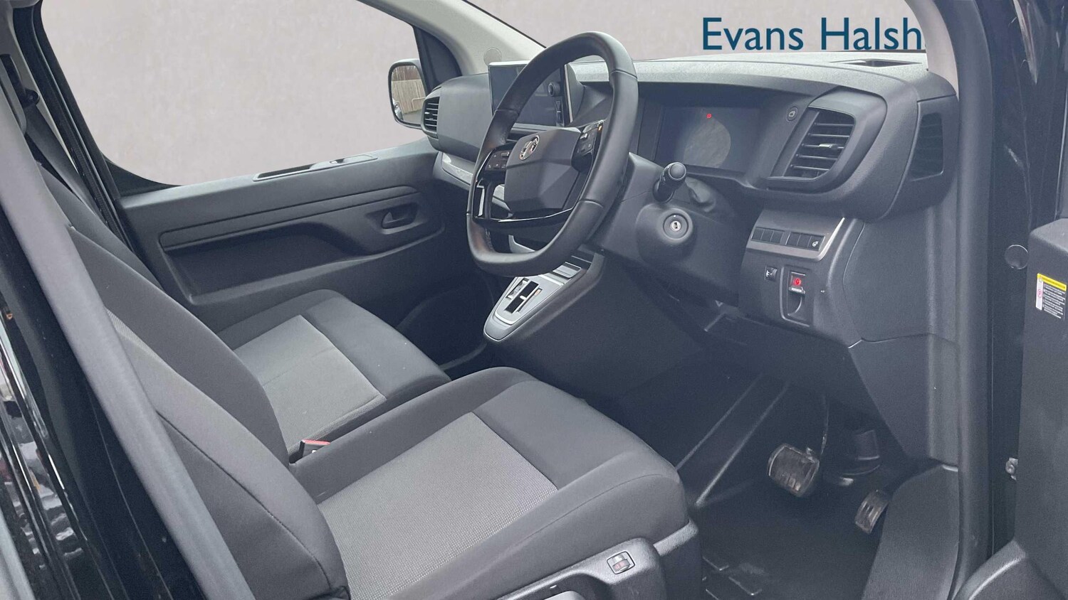 Used Vauxhall Vivaro Life for sale - 77860473: Photo 10