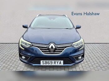 Used Renault Megane 2019 for sale - 77861712: Photo