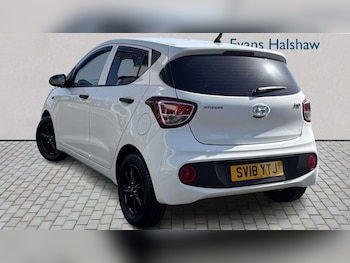 Used Hyundai i10 2018 for sale - 78754801: Photo