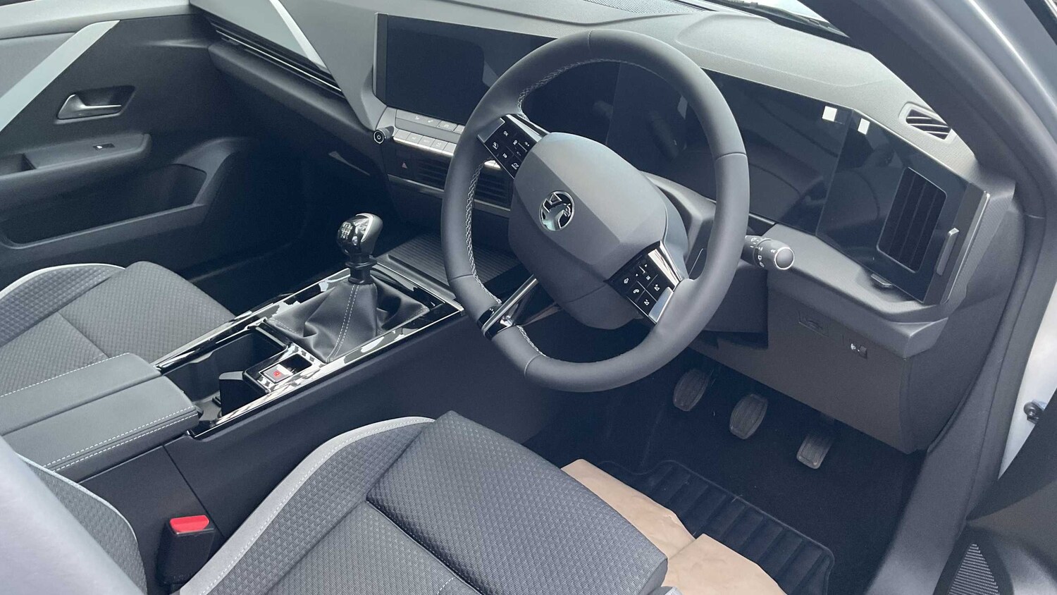 Used Vauxhall Astra for sale - 77859980: Photo 7