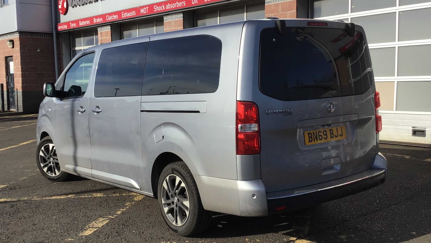 Used Vauxhall Vivaro Life for sale - 77857949: Photo 3