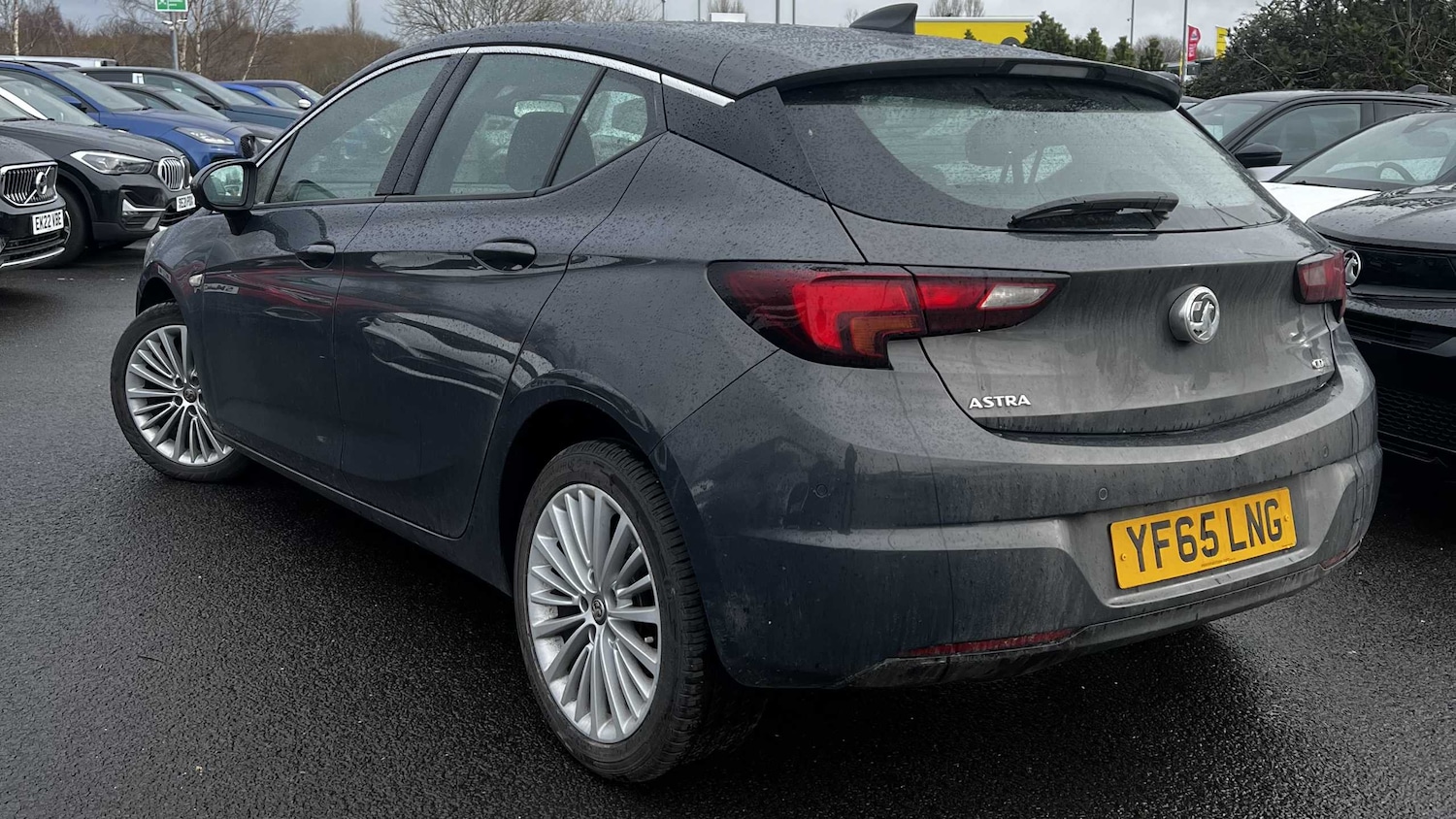 Used Vauxhall Astra 2015 for sale - 77928530: Photo 2