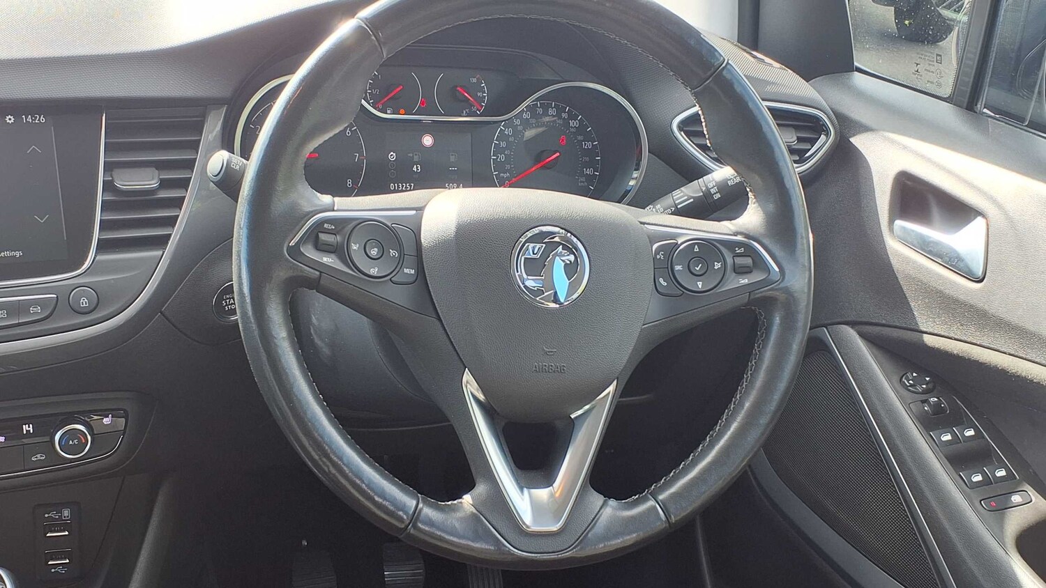 Used Vauxhall Crossland for sale - 77858247: Photo 17