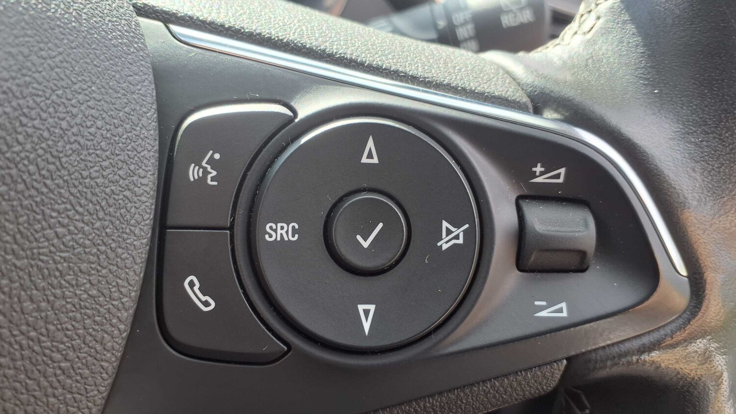 Used Vauxhall Crossland for sale - 77858247: Photo 29