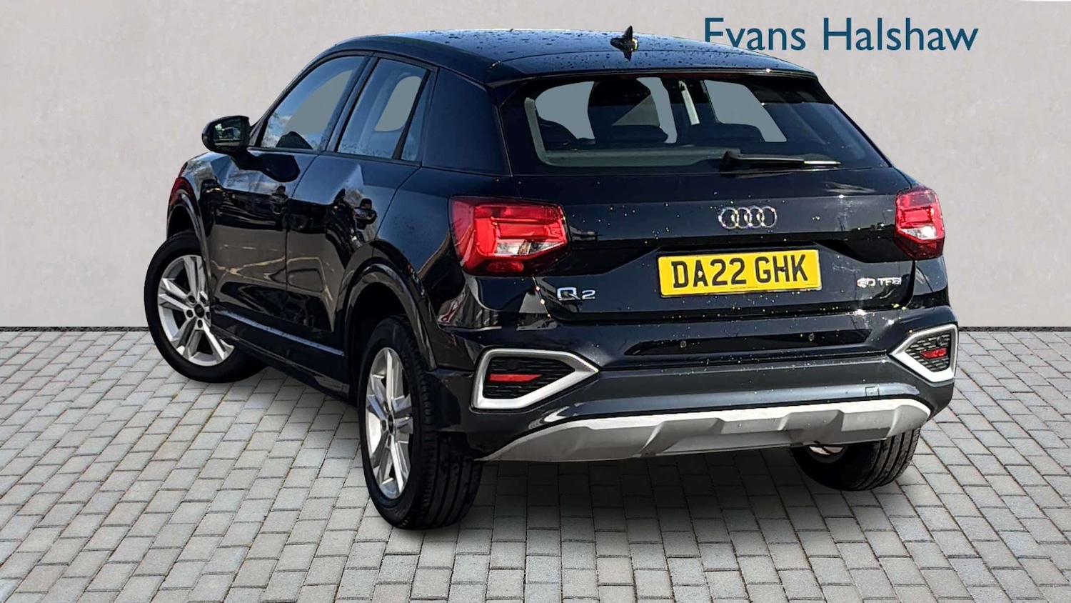 Used Audi Q2 for sale - 77860558: Photo 2