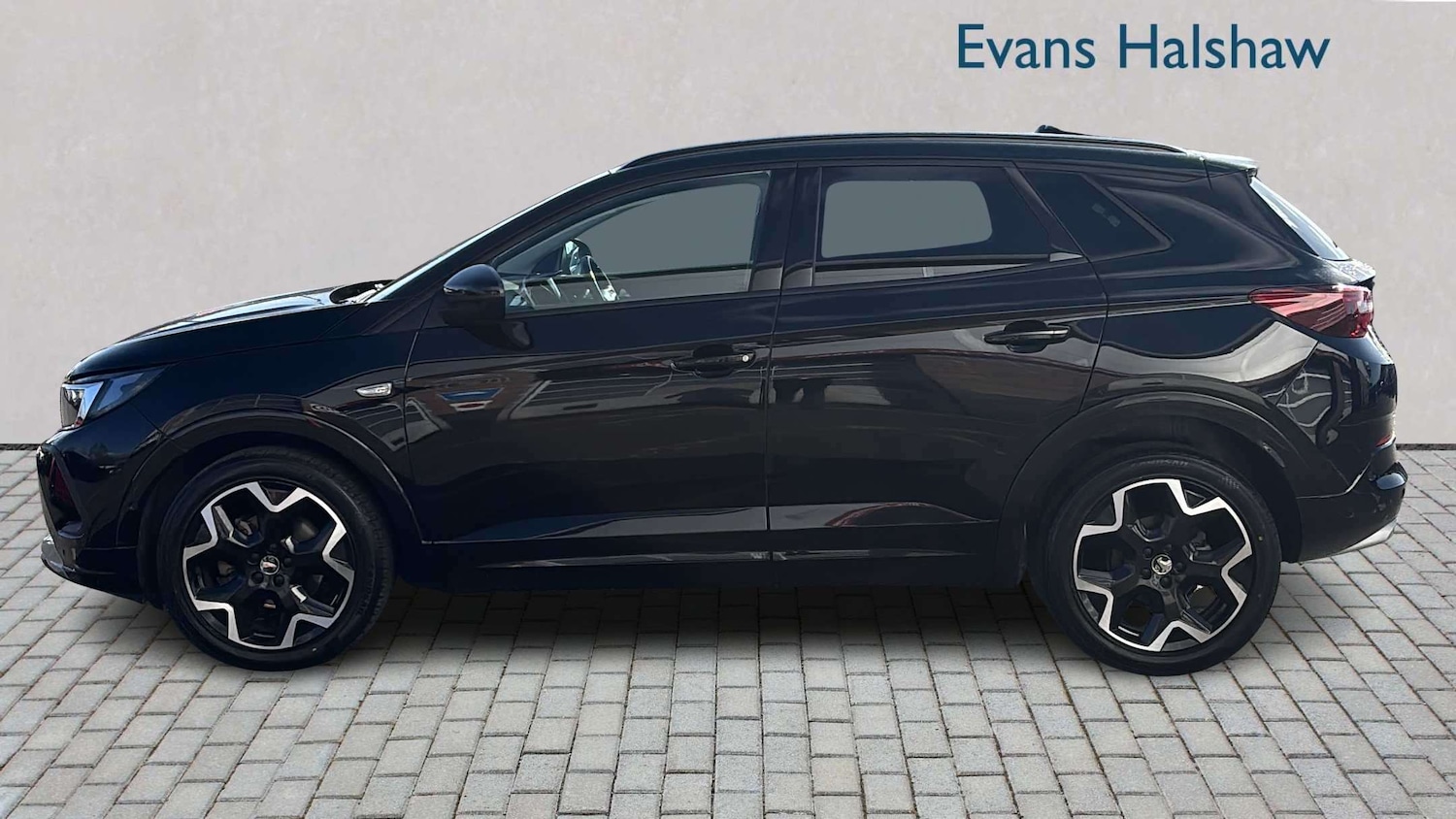 Used Vauxhall Grandland for sale - 77862482: Photo 3