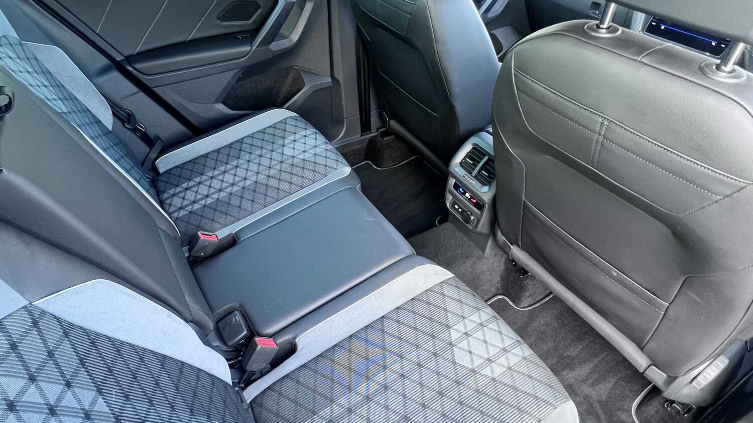 Used Volkswagen Tiguan for sale - 77860043: Photo 12