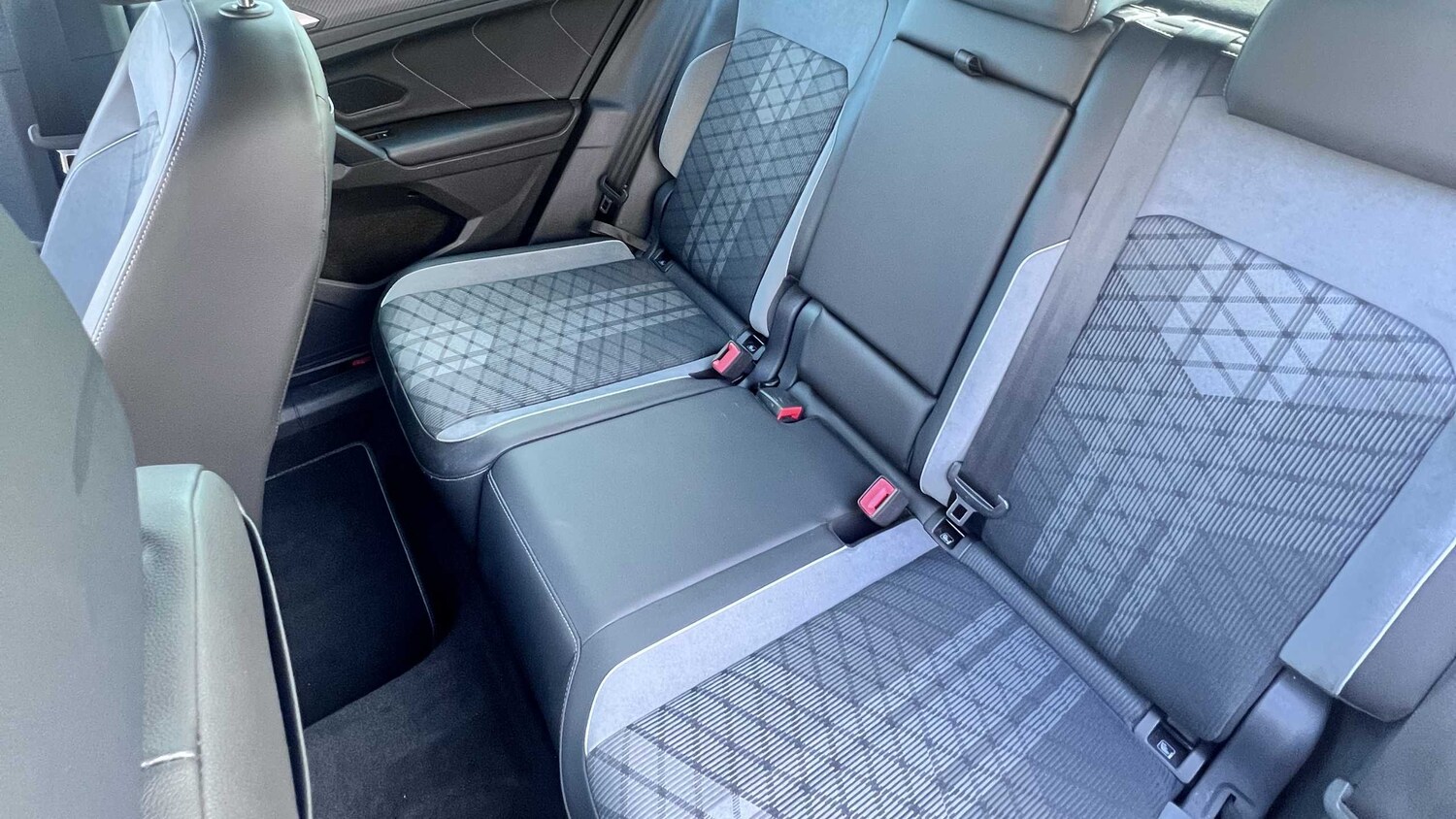 Used Volkswagen Tiguan for sale - 77860043: Photo 14